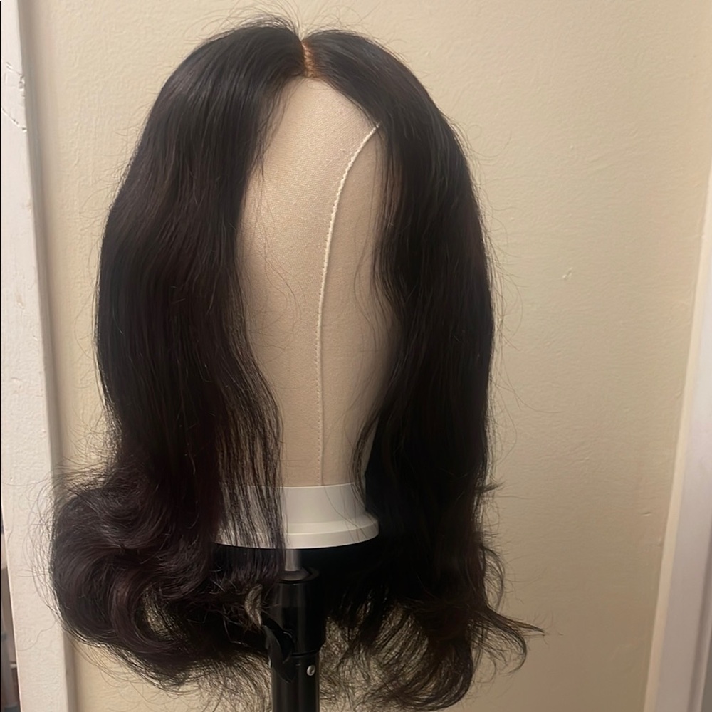 Elegant Women's Brazilian Natural Wave Closure Wig